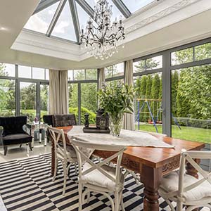 Image of Sunroom with dinign area